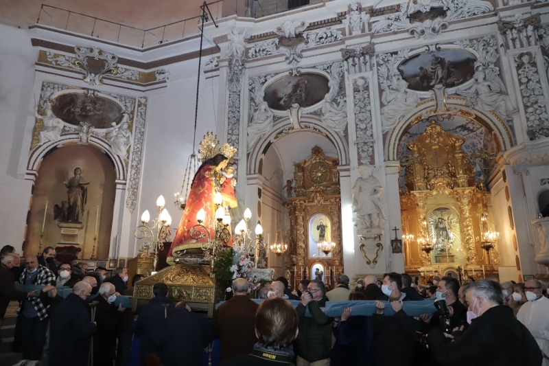 20220128-29-Visita-Virgen-Desamparados-parroquia-Santos-Juanes-y-Mercado-Central-003