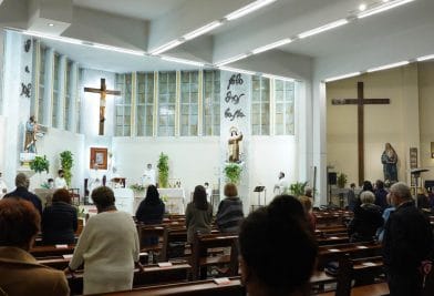 25 Aniversario parroquia Sta Teresa Jesus Valencia misa solemne-01