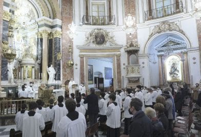 Día Ayuno Voluntario Manos Unidas Valencia misa Basílica-01