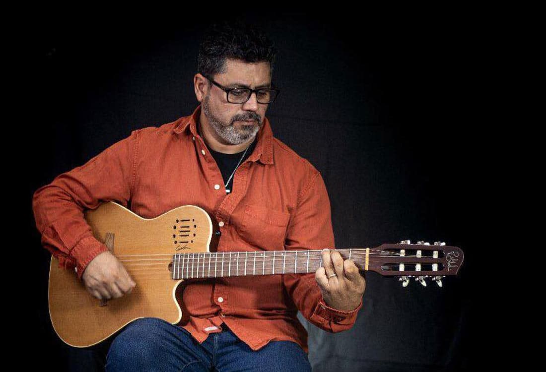 Conciertos del cantautor Marco López